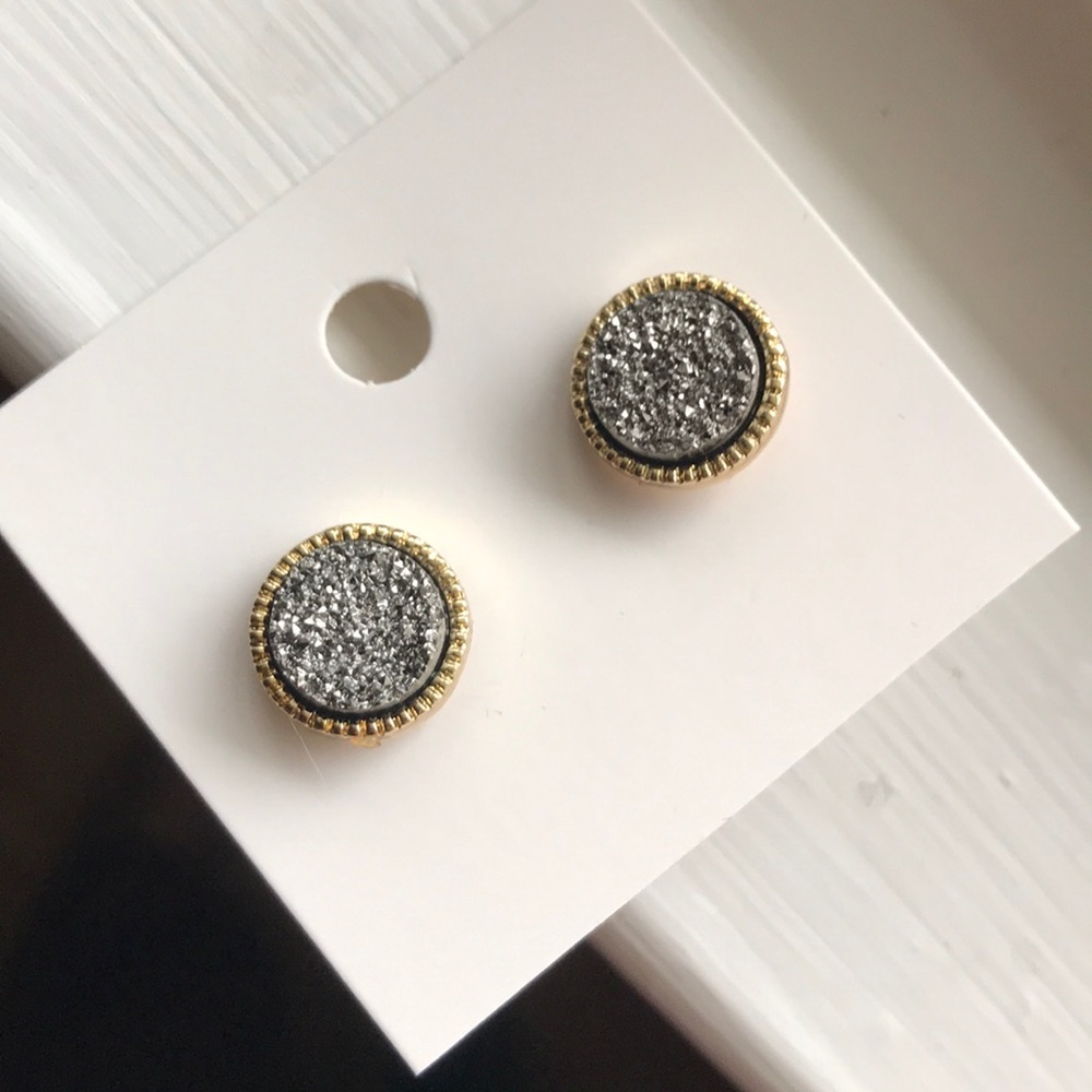 New! Sparkling Stud Resin Silver Earrings